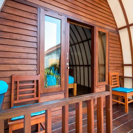 Little Coco Bungalow Hotel Джили Трауанган Екстериор снимка